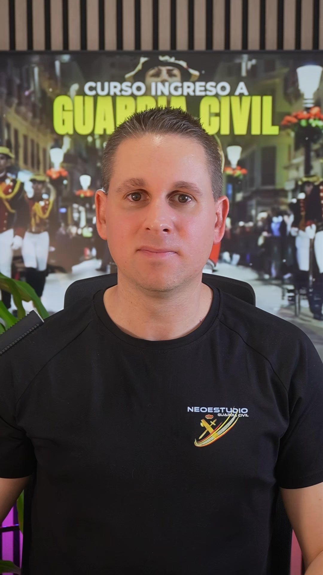 Neoestudio Guardia Civil - Academia Online ad creative, June 2026