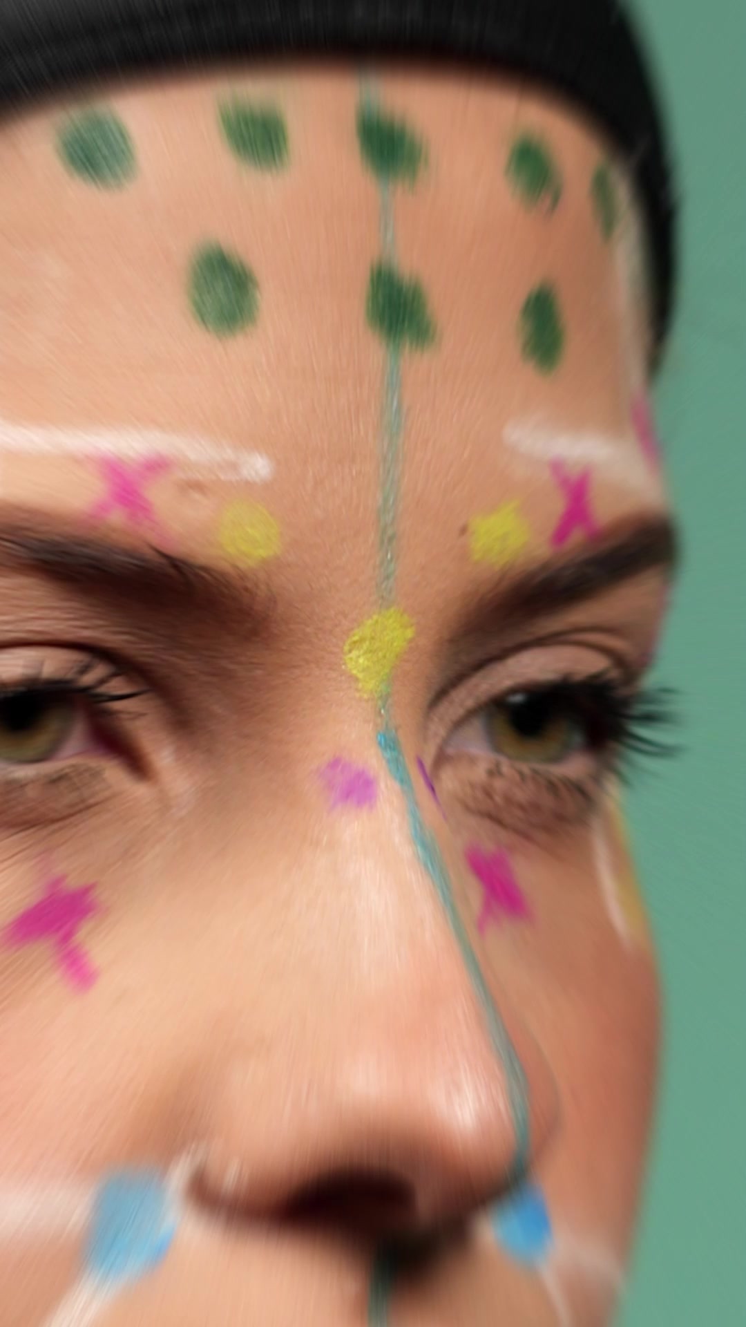 Facial Academy Espanol ad creative, June 2026