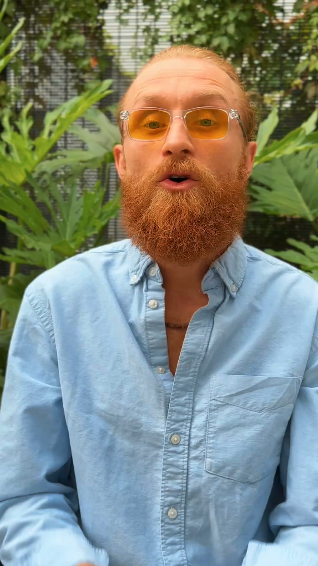 Terencecrudo Hoogstoel ad creative, July 2026