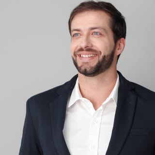Luciano Larrossa 2