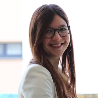 Julia Trost - Online Unternehmensaufbau