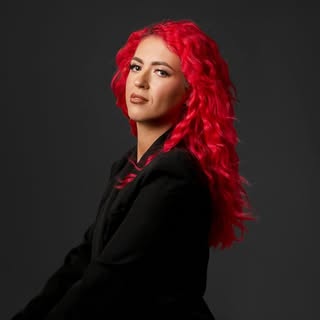 Ta różowa - Karolina Rozmysłowska