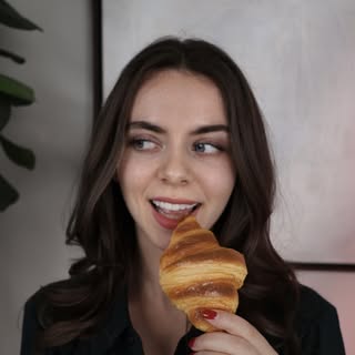 Learn French With Clémence