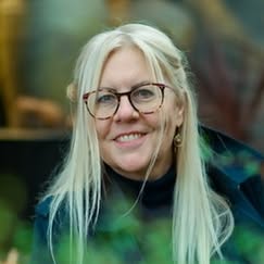 Totalna Biologia po ludzku / Sonia Ross